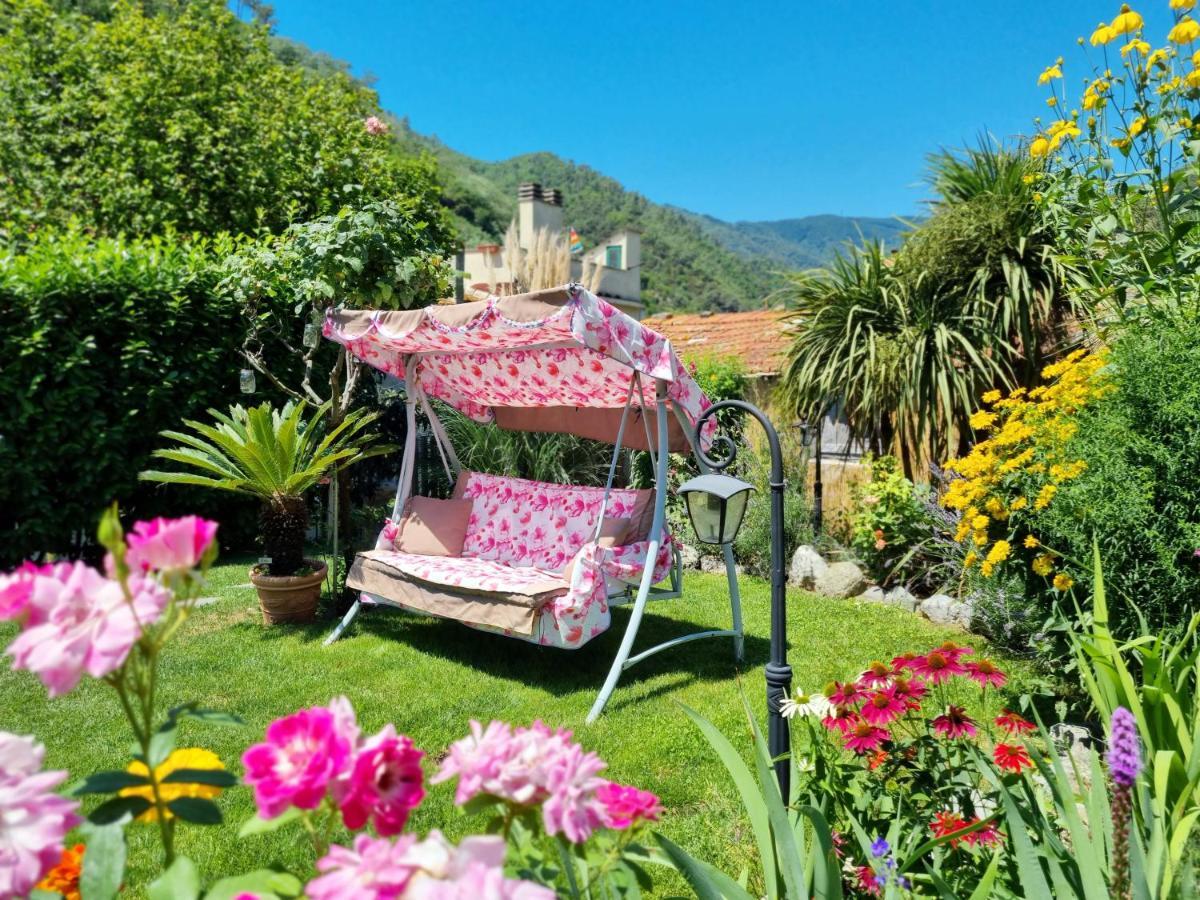 Casa Vacanze Family Albisola Superiore Eksteriør billede