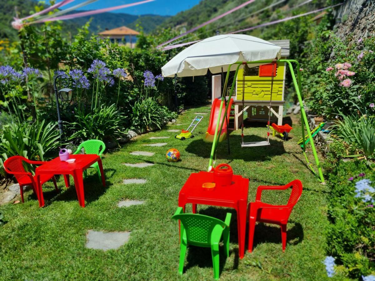 Casa Vacanze Family Albisola Superiore Eksteriør billede